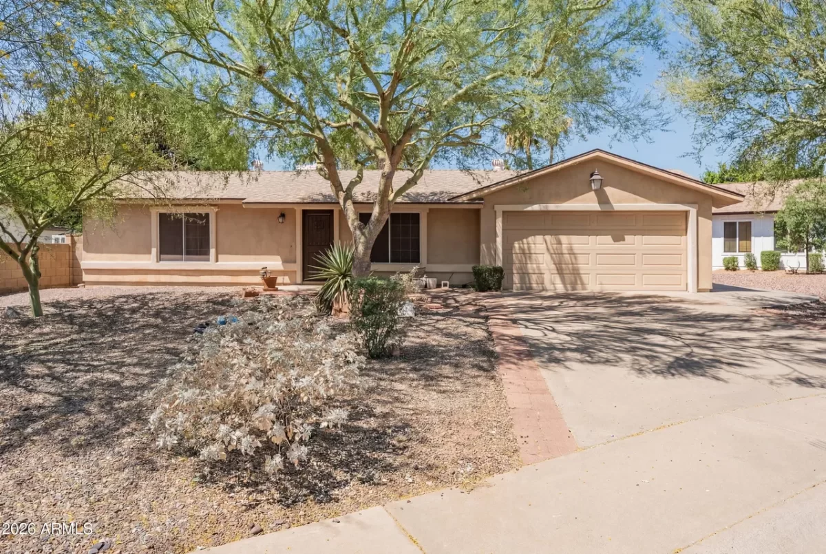 2BR House for Sale in Phoenix, AZ