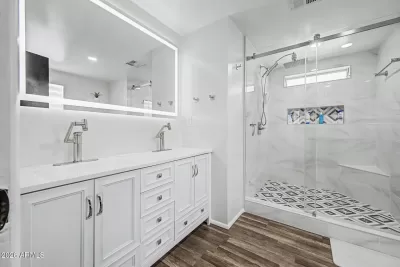 2BR Mobile Home for Sale in Glendale, AZ