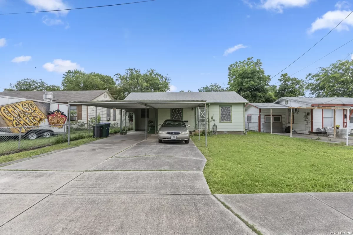 3BR House for Sale in San Antonio, TX