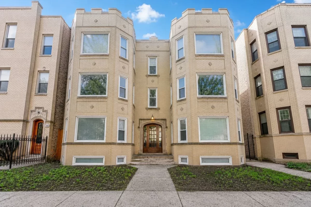 13BR Multi-Family for Sale in Chicago, IL