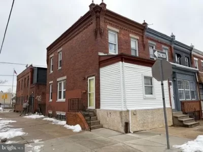 2BR Townhouse for Sale in Philadelphia, PA