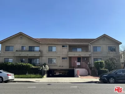 2BR House for Rent in Los Angeles, CA