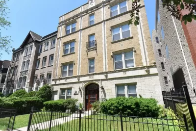House for Rent in Chicago, IL