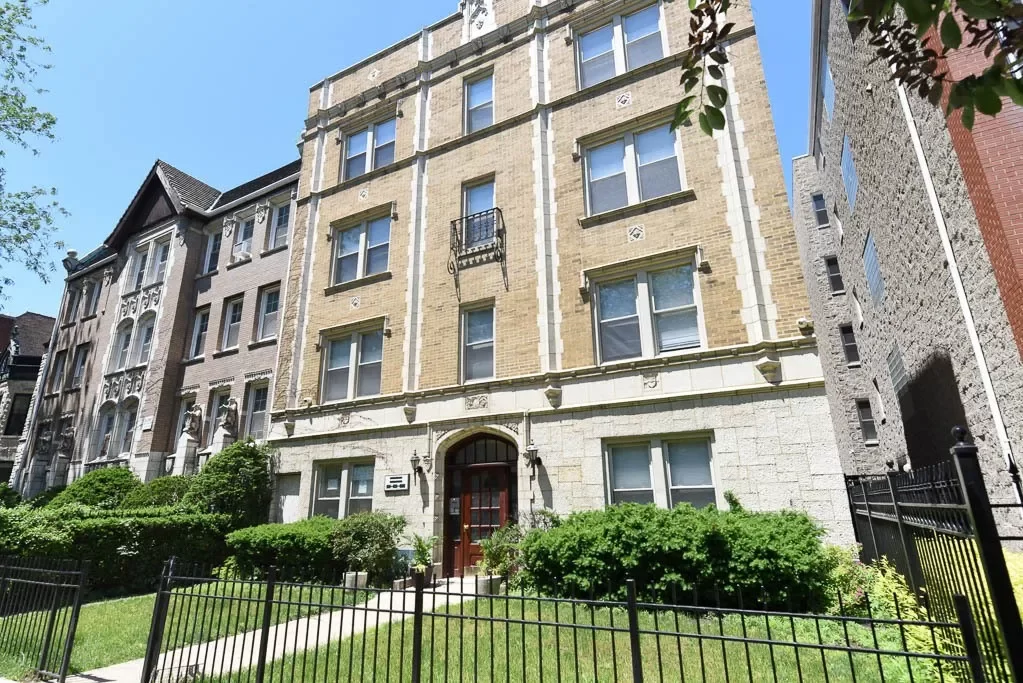 House for Rent in Chicago, IL
