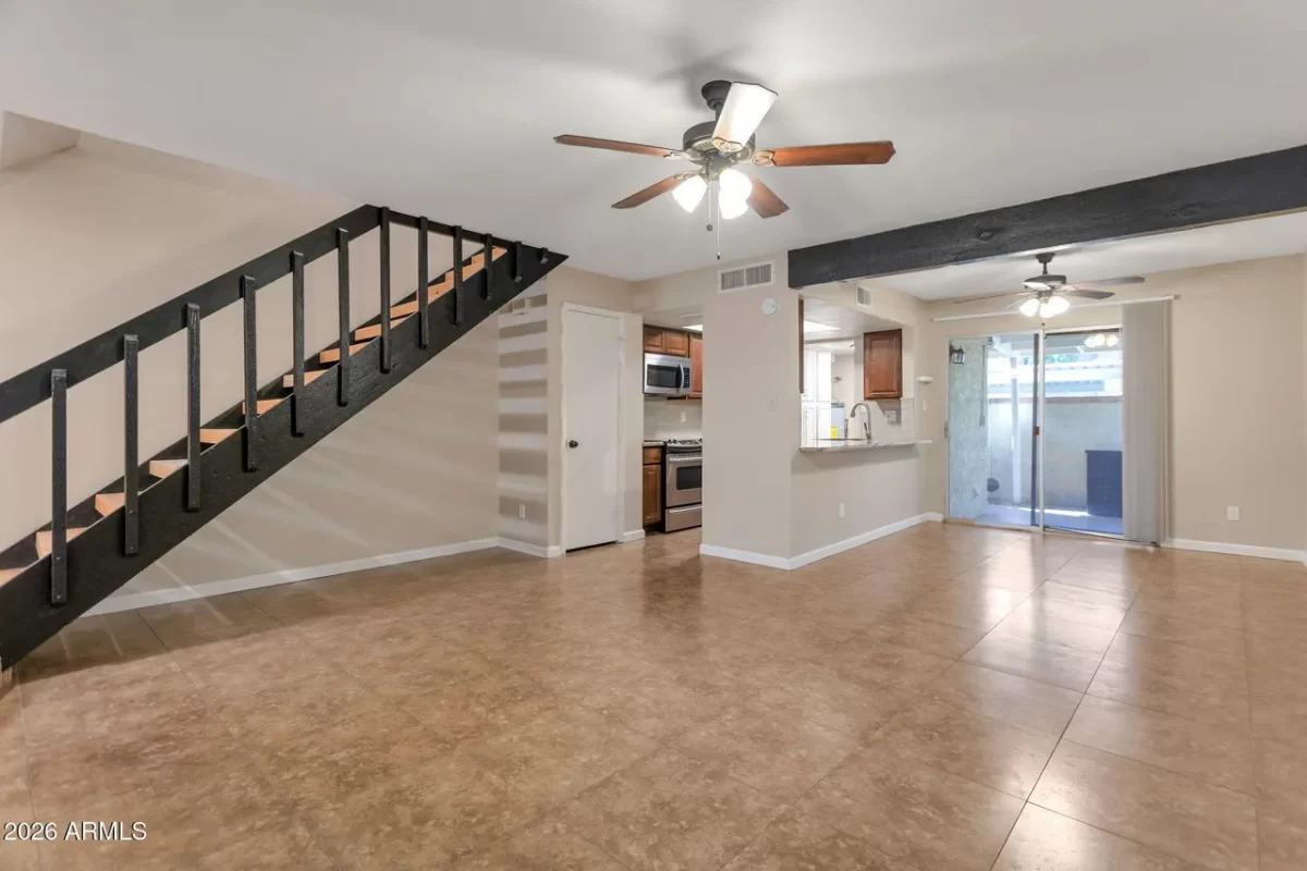 2BR Townhouse for Sale in Phoenix, AZ