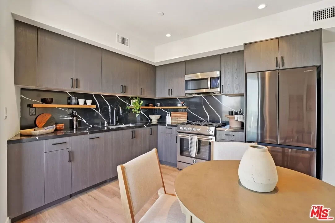 3BR Condo for Rent in Los Angeles, CA