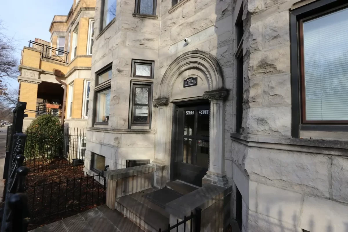5BR House for Rent in Chicago, IL