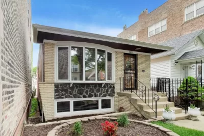 3BR House for Sale in Chicago, IL
