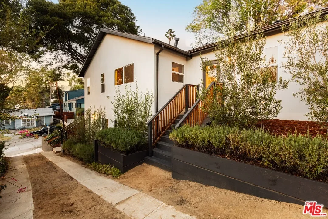 3BR House for Sale in Los Angeles, CA