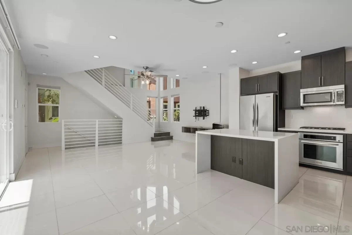 2BR Condo for Sale in San Diego, CA