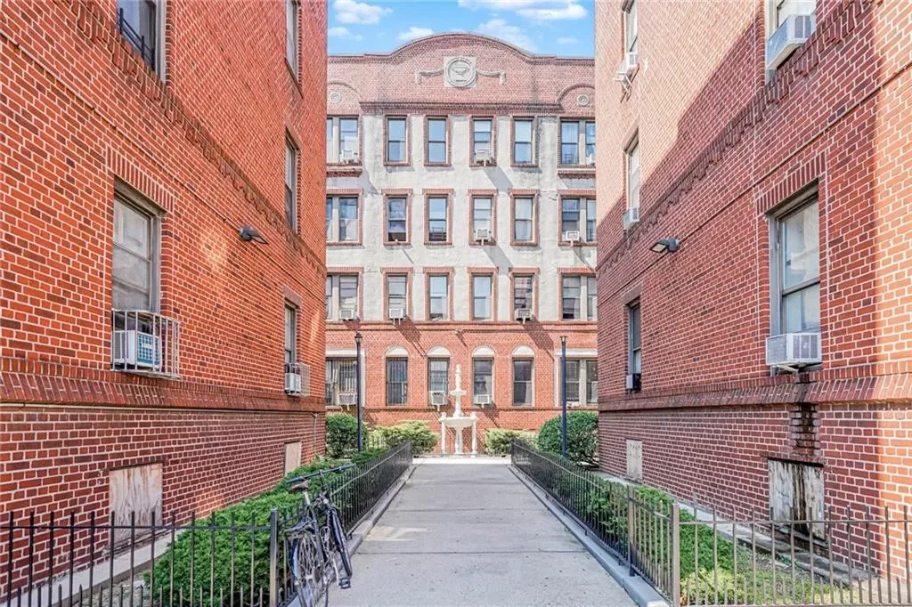 1BR Condo for Sale in Brooklyn, NY