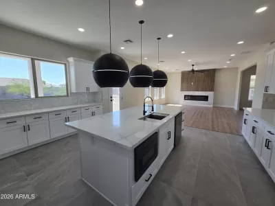 5BR House for Sale in Laveen, AZ