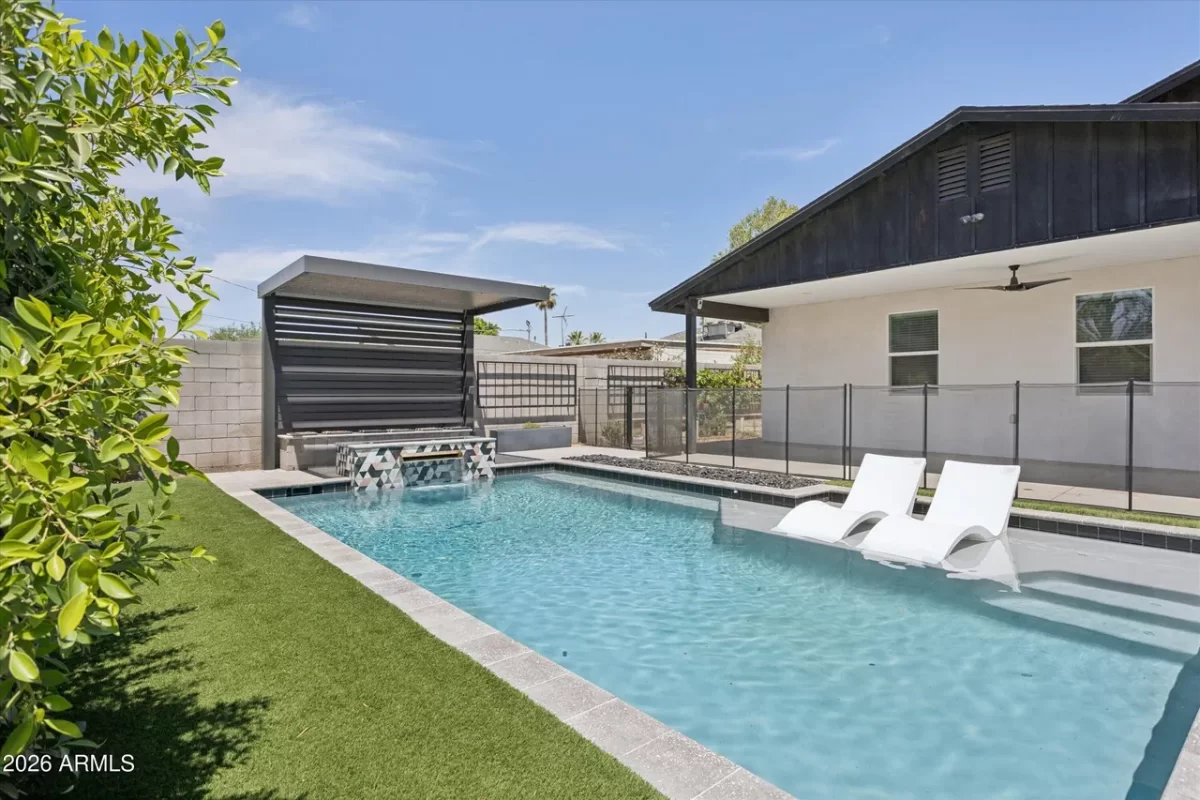 4BR House for Sale in Phoenix, AZ