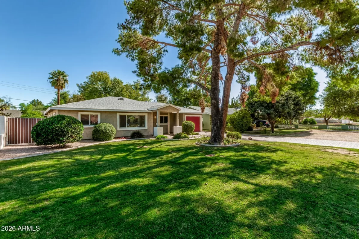 4BR House for Sale in Phoenix, AZ