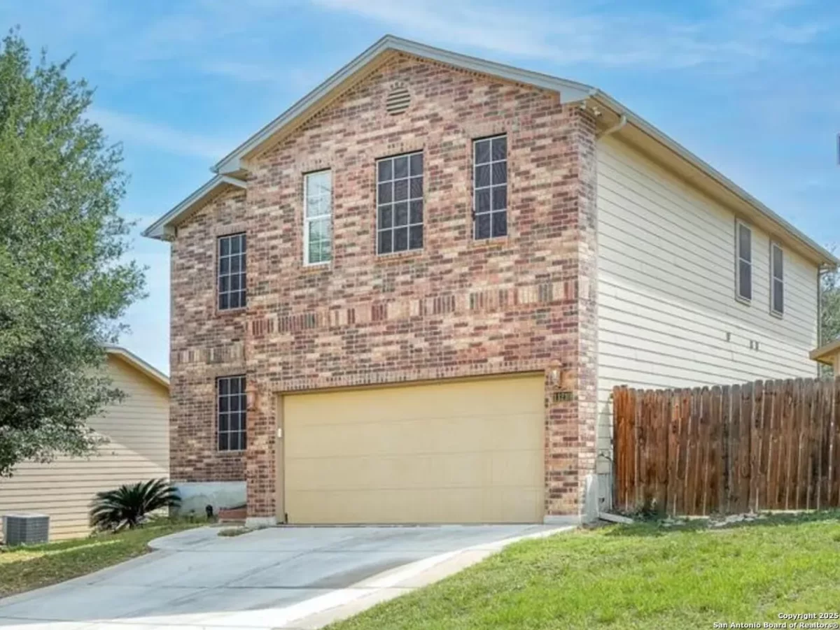5BR House for Sale in San Antonio, TX
