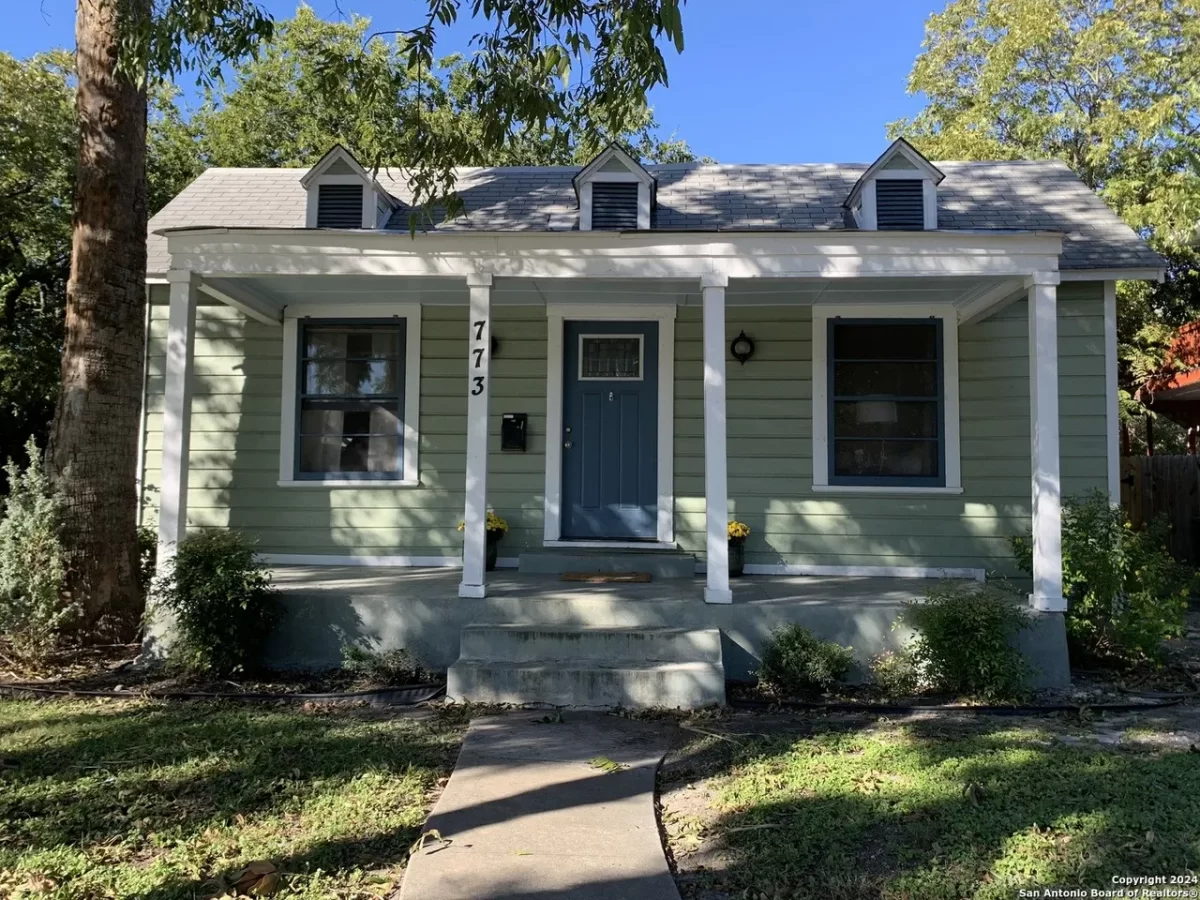2BR House for Rent in San Antonio, TX