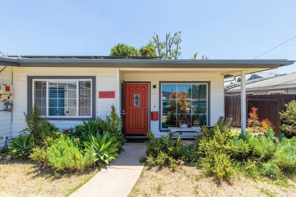 2BR House for Sale in San Diego, CA