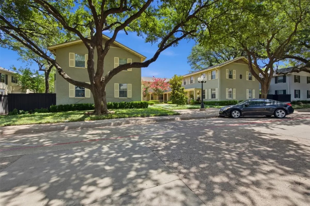2BR Condo for Rent in Dallas, TX