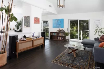 3BR House for Sale in Los Angeles, CA