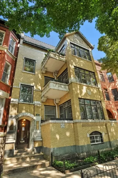 4BR House for Rent in Chicago, IL