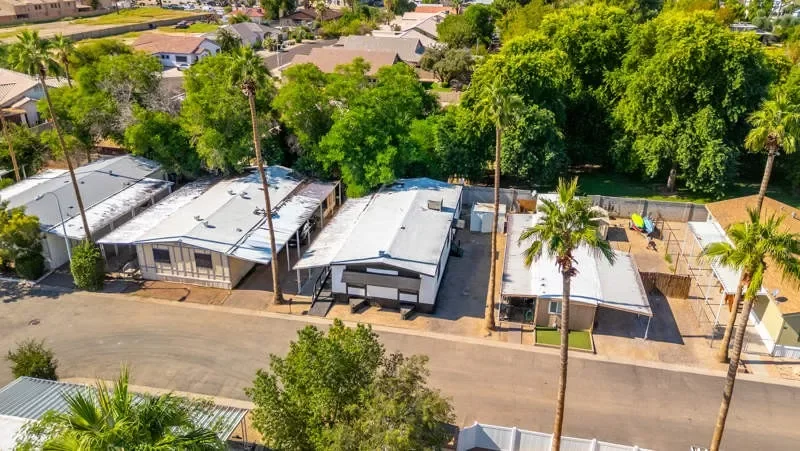 3BR Mobile Home for Sale in Glendale, AZ