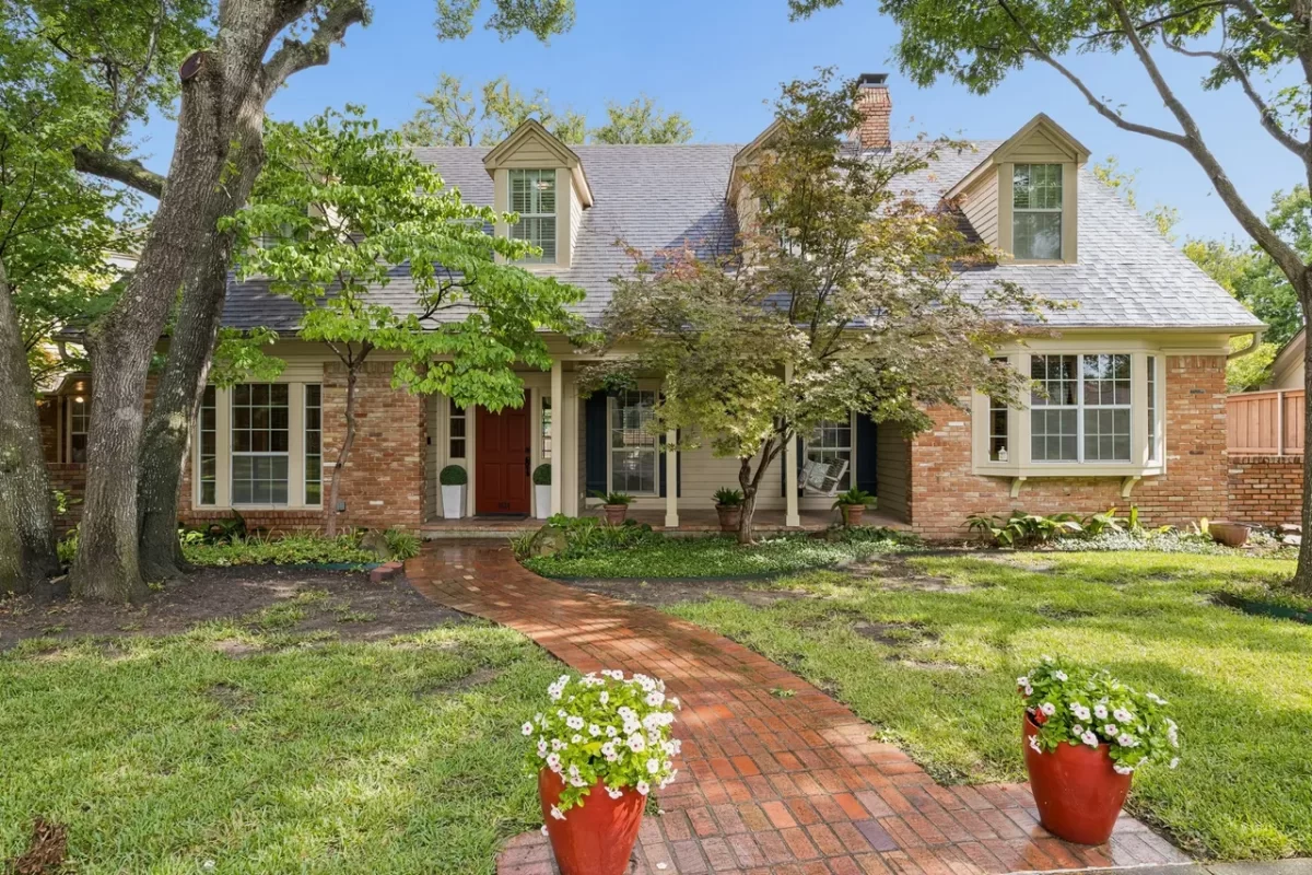 4BR House for Sale in Dallas, TX