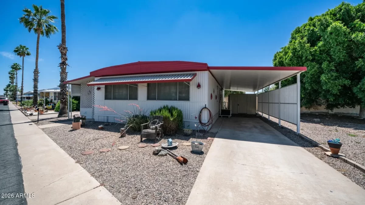 2BR Mobile Home for Sale in Glendale, AZ