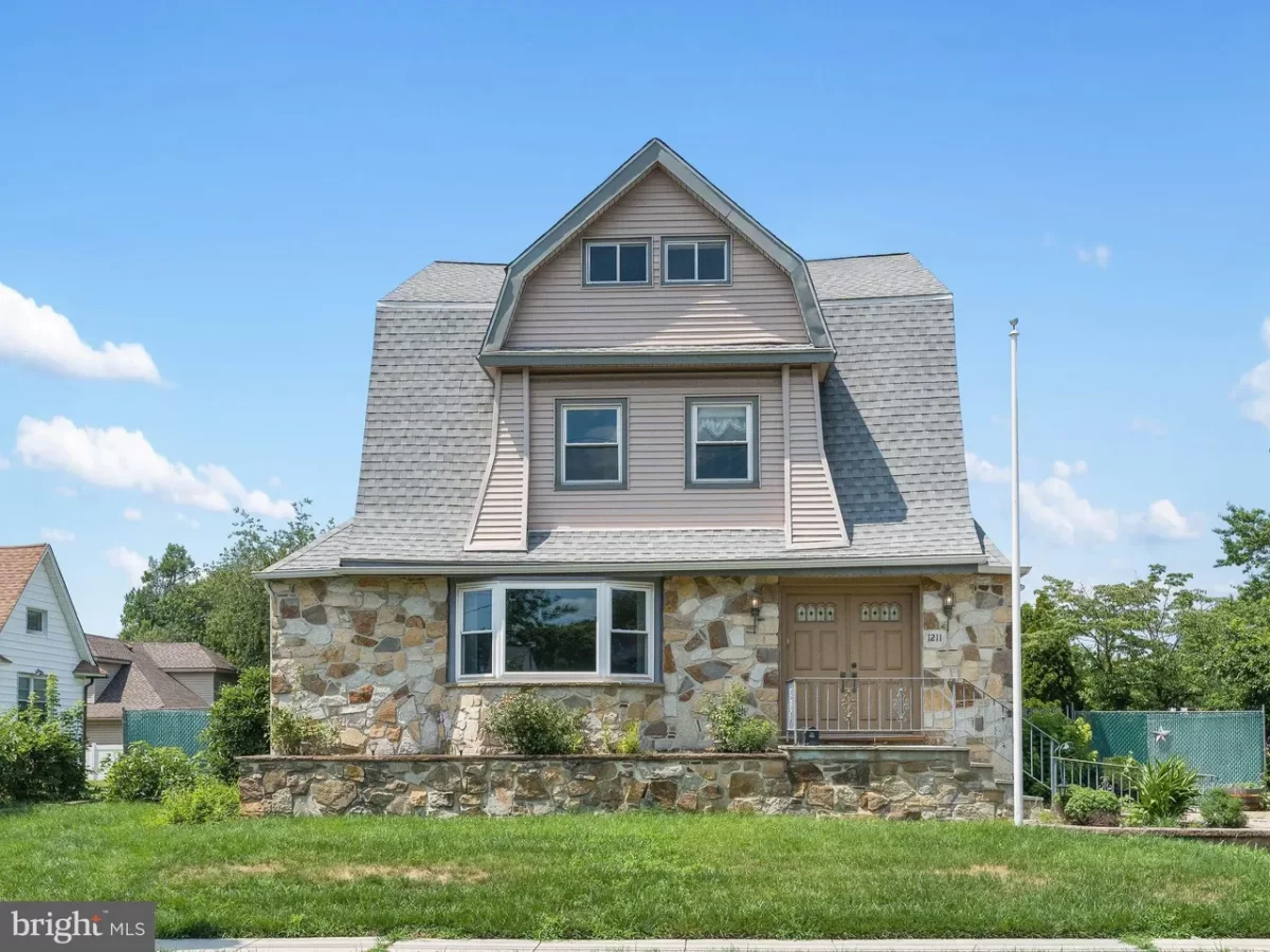 5BR House for Sale in Oaklyn, NJ