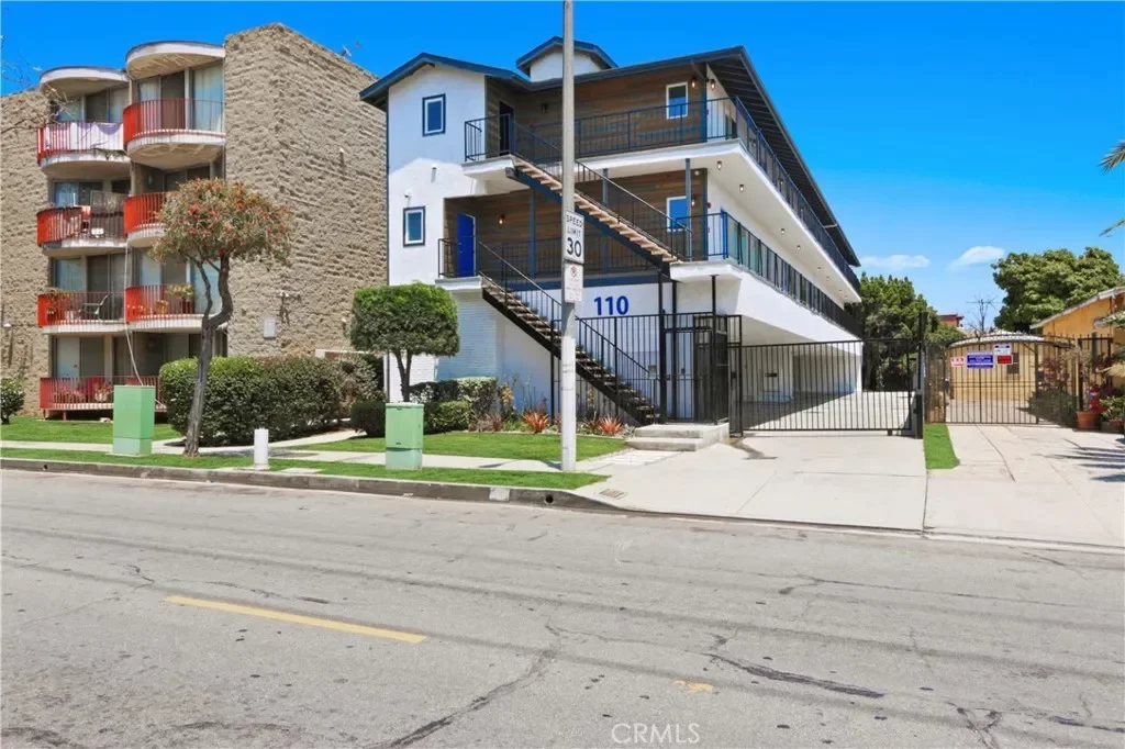 2BR Multi-Family for Sale in Inglewood, CA