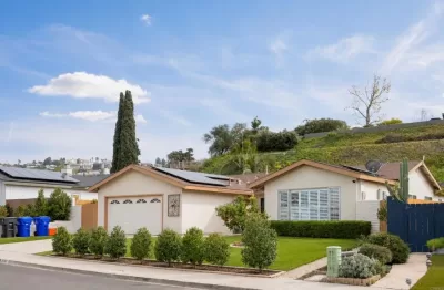 4BR House for Sale in San Diego, CA