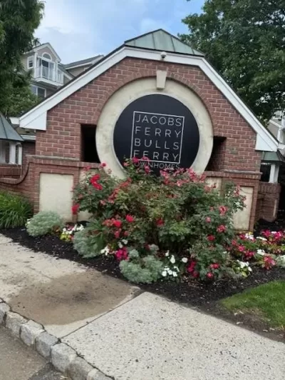 3BR Townhouse for Sale in West New York, NJ