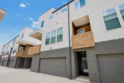 3BR Condo for Sale in Dallas, TX