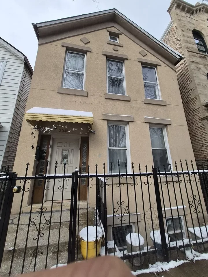 3BR House for Rent in Chicago, IL