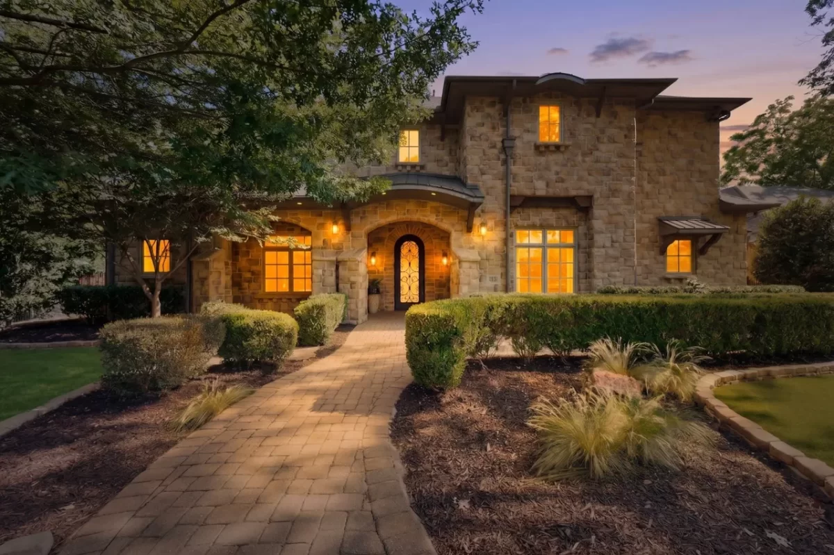 5BR House for Sale in Dallas, TX