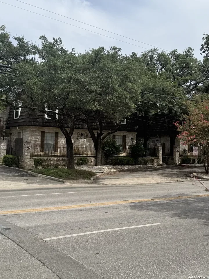 2BR House for Rent in San Antonio, TX
