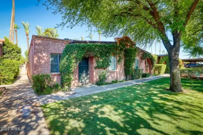 2BR Townhouse for Sale in Phoenix, AZ