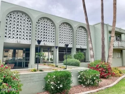 2BR Townhouse for Sale in Phoenix, AZ