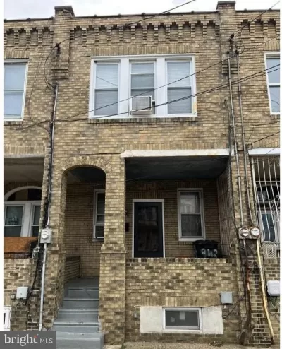 2BR Townhouse for Sale in Camden, NJ