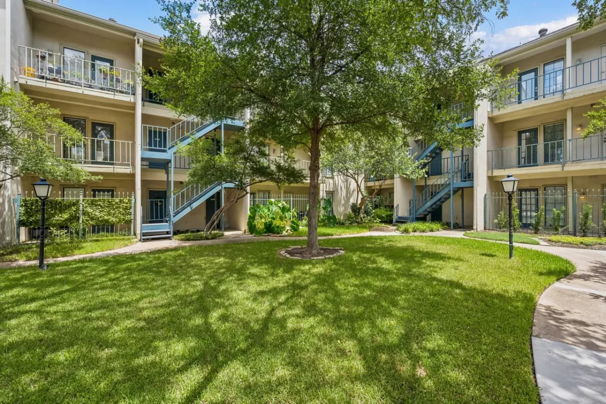 2BR Condo for Sale in Dallas, TX