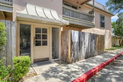 2BR House for Rent in San Antonio, TX