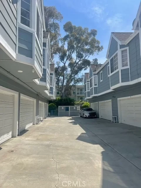 2BR Condo for Sale in Inglewood, CA
