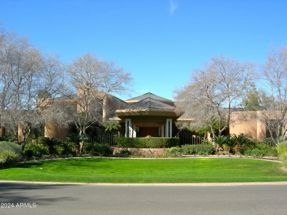 7BR House for Sale in Phoenix, AZ