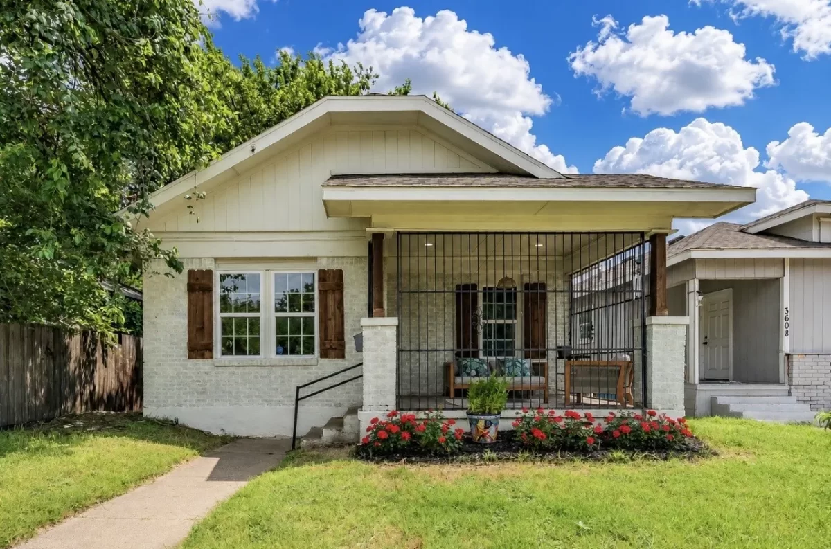 2BR House for Sale in Dallas, TX