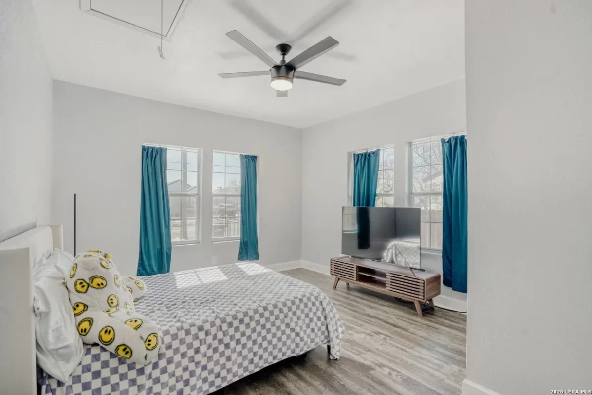 5BR House for Sale in San Antonio, TX