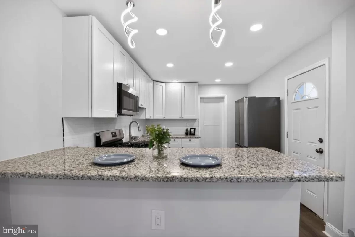 3BR Townhouse for Sale in Philadelphia, PA
