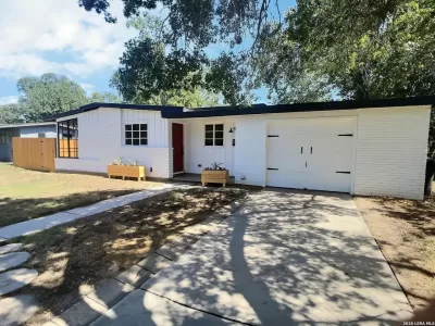 3BR House for Sale in San Antonio, TX