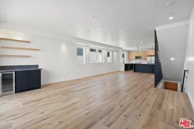 4BR Townhouse for Rent in Los Angeles, CA