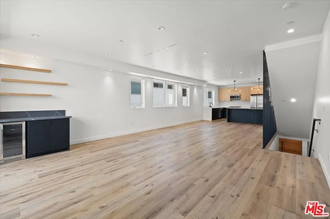 4BR Townhouse for Rent in Los Angeles, CA