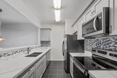2BR Condo for Rent in Houston, TX