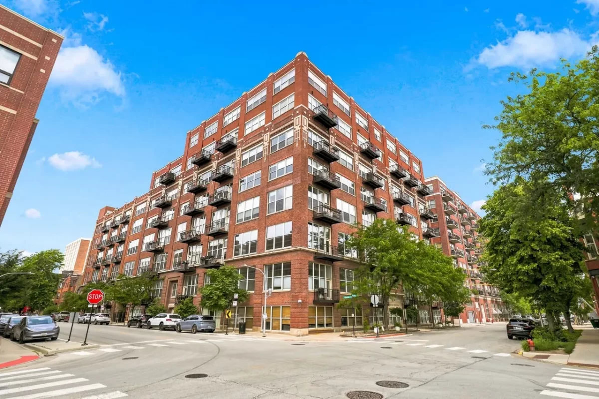 1BR Condo for Sale in Chicago, IL